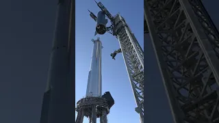 Epic SpaceX Launch and catch tower stacking Starship