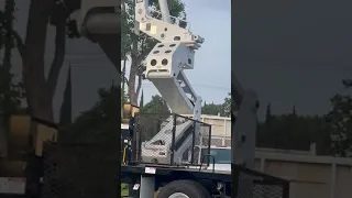 2022 freightliner bucket truck 75 ft