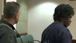 Judge keeps death penalty option available in Markeith Loyd cases