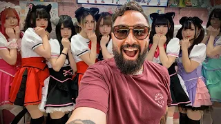 Inside a Maid Cafe in Tokyo, Japan 🇯🇵