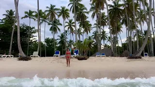 Отель GRAND PARADISE SAMANA купание на закате