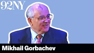 Mikhail Gorbachev in Conversation with Walter Isaacson