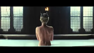 [HD/720p] Queen Ravenna_Milk Bath Scene - Snow White And The Huntsman