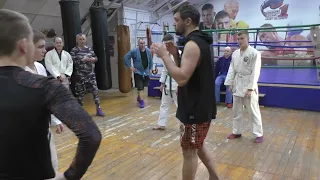 Упражнение от Александра Морозова( школа бокса №1 СПб)-  бокс на расстоянии.