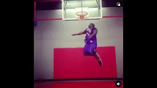 40 YEARS OLD 308 LBS JUMPING LIKE A NBA 2 GUARD!