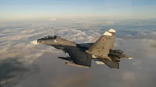 Russian Su-30SM Fighters INTERCEPTED a US Navy Boeing P-8 Poseidon Over Black Sea