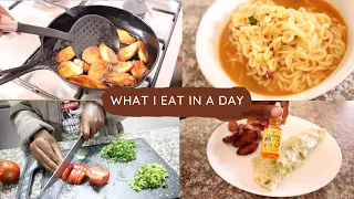 WHAT I EAT IN A DAY IN KENYA | EASY & SIMPLE MEALS TO COOK