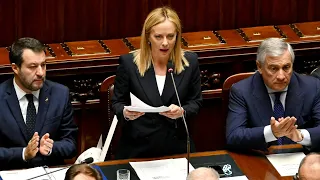 Italiens neue Ministerpräsidentin distanziert sich vom Faschismus | AFP