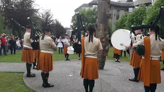 Irish army pip and drum  band playing lurds  2018