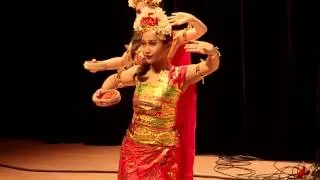 Knock, Knock,Indonesia 2013 - Opening & Bali Dance