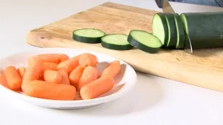 Mayo Clinic Minute: Four keys to healthful snacking