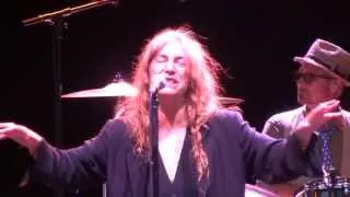 Patti Smith - April Fool (Live) - Nuits de Fourvière 2013, Lyon, FR (2013/07/23)