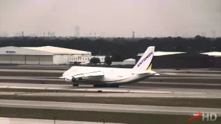 Antonov An-124 Departs IAH