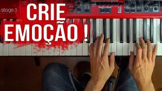 Criando emoção usando apenas 4 notas no piano (Como tocar piano)