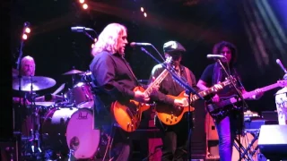 gov't mule 12-30-16  "32/20 blues"