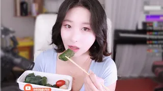 맛있게 채소를 먹는 방법 쌈밥+우렁강된장 조합♥