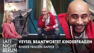 Kinder fragen Rapper mit Veysel: Was kostet deine Uhr? | Late Night Berlin | ProSieben