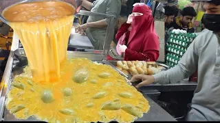 special shami Burger King Street food Pakistan Lahori Famous Double Anda Bun kabab cutting skills
