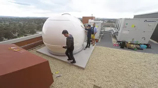 Installation of the Robotic Optical Observatory telescope | RMIT University