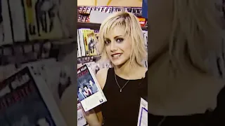 Brittany Murphy at Blockbuster was PURE GOLD😔...(RIP)