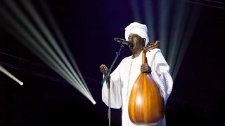 Baai - Emmanuel Jal ft. Abdel Gabir Salim (MasterPeace in Concert)