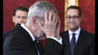 Van der Bellen BLAMIERT HC STRACHE eiskalt vor laufender Kamera (voice/video synchronized) (© ORF 2)