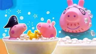 Peppa Pig Full Episodes | Peppa Pig Stop Motion: Peppa Pig's Bathtime in Her Wooden House