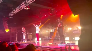 ONE OK ROCK - Renegades (Live in Chicago, USA 2022)
