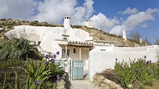 Andalusian Cave Hotels - Casas cueva de Granada