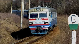 ЭР9М-386 региональным экспрессом № 880 Киев-Славутич.