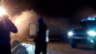Пожар в селе Ворша мужик в грузовике