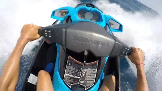 SALTO 3 OLAS GRANDES SEGUIDAS CON MI MOTO DE AGUA! I JUMP THREE LARGE WAVES FOLLOWED WITH MY JET SKI