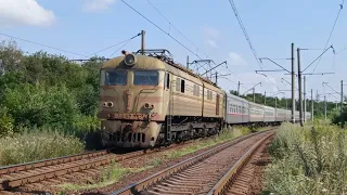 ВЛ8М-776 с пассажирским поездом, номер 620(Успенская-Макеевка), заходит на станцию Харцызск
