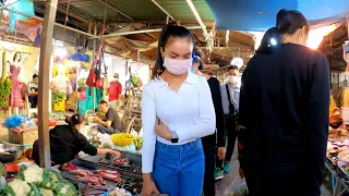 Morning Tour at Fresh Food Market Phnom Penh, Cambodia