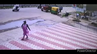 Man in bangalore seen flying in Air as he caught by hanging cable and got crashed with woman 👩 😱😱