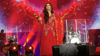 Shreya Ghoshal - Live in Dubai P1- 2022/02/19 - Intro, Deewani Mastani, Saans, Raabta, etc.