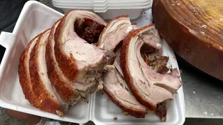 重陽 登高 Roasted Pork in Whole 龍運金豬 肉嫩 多汁  龍運燒味 旺角  @YouTuberUSA​