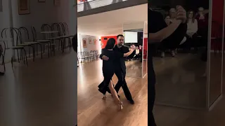 Julián Vilardo & Laia Barrera - Tango Argentino Lesson Salerno Italy