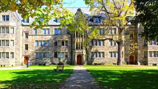 Kenyon College - 5 Things I Wish I'd Known About Before Attending