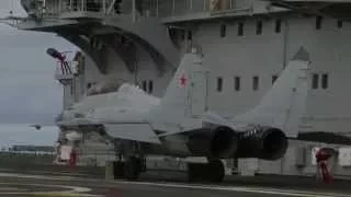 MiG-29K fighter jet pulls off extremely short takeoff