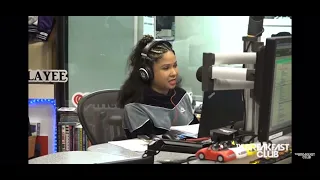 #djenvy an #angelayee get heated  with each other