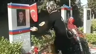 Şəhidlər ölməz,Vətən bölünməz!