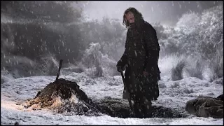 Game of Thrones S7E1 - Hound buries the famili he robbed