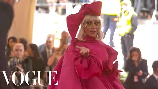 Lady Gaga's Red Carpet Entrance | Met Gala 2019 With Liza Koshy | Vogue