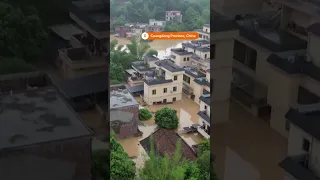 Car gets swept away by Guangdong #floods #China #shorts