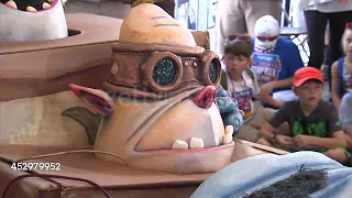 Boxtrolls Soapbox Derby FLOAT REVEAL!! (no audio)