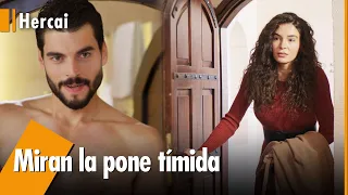 Reyyan se pone tímida cuando ve a Miran desnudo | Hercai @hercaiespanol