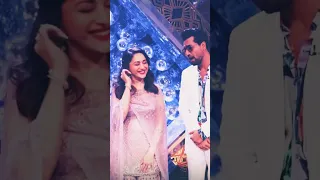 Vicky Kaushal and Madhuri 💃💃 Dixit amazing dance 😍😍 | Jhalak Dikhla Jaa ❤️❤️ #shorts #bollywood