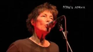 Jane Birkin sings "Fuir le Bonheur"