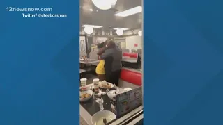 Brawl at Beaumont Waffle House between customer, employee